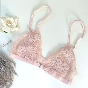 New! Lace appliqué blush bralette